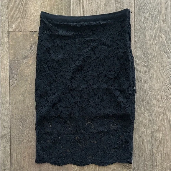 Hale Bob Black Lace Pencil Skirt - Picture 5 of 12